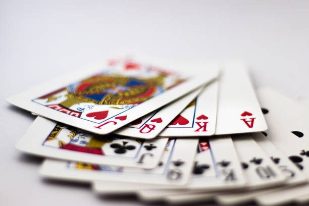 Sic Bo dice table setup